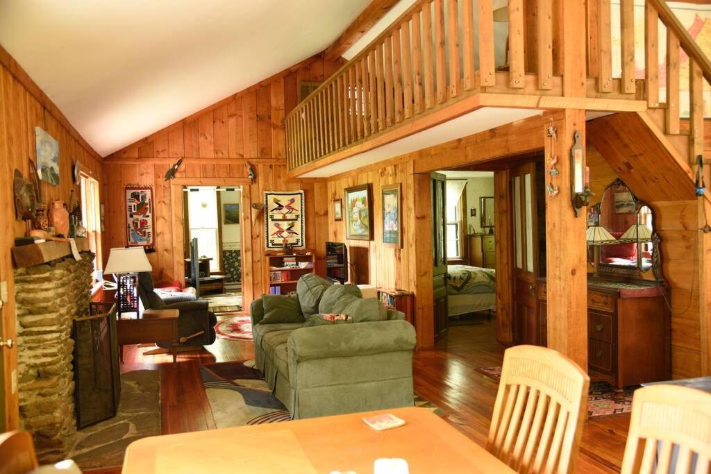 Fox Trot Cabin Meadows of Dan 外观 照片